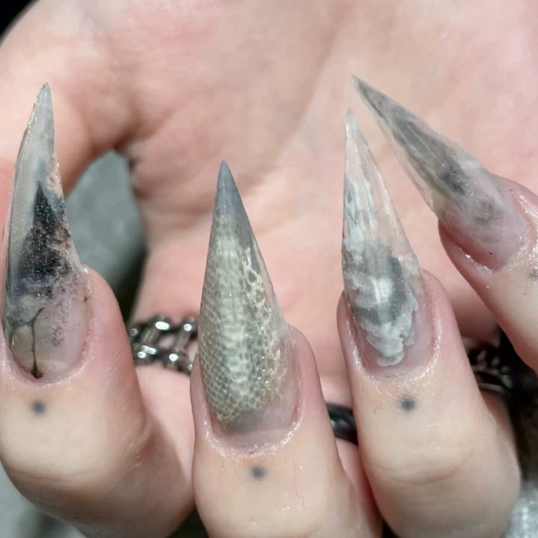 HexClaw | gray-white nails，rock texture nails，dragon nails，werewolf nails，claw，claw nails，press on nails，armor，acrylic press on nails，goth nails，finger claws