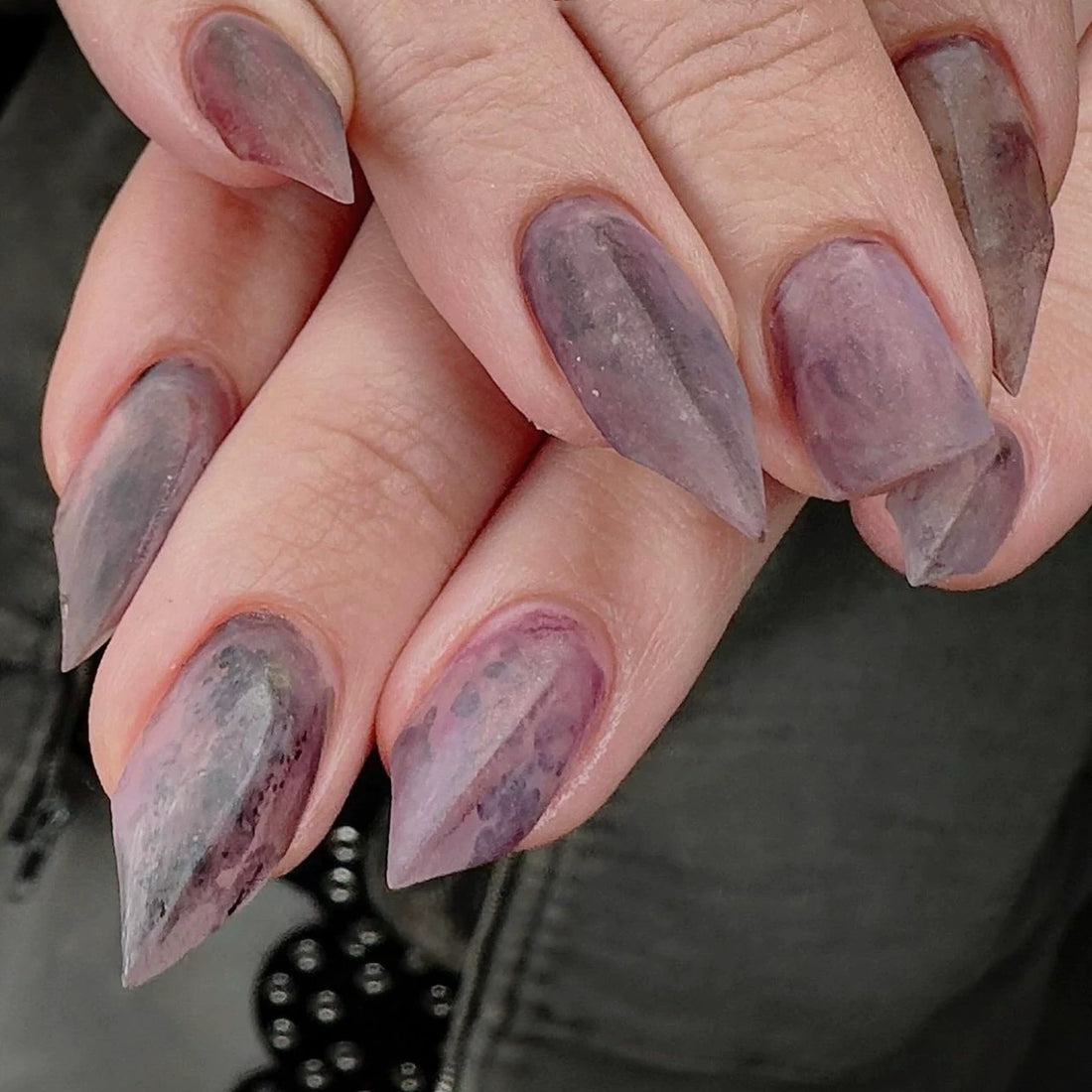 HexClaw | purple nails，snake skin nails，water ink texture nails，dragon nails，werewolf nails，claw，nails press on，claw press on nails，armor，acrylic press on nails，goth nails