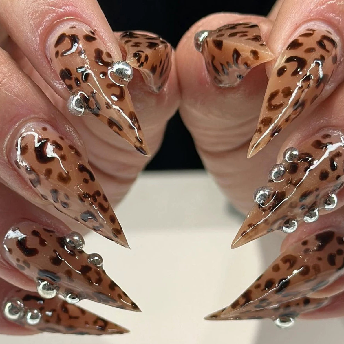 HexClaw | black brown nails，leopard print nail，dragon nails，werewolf nails，claw nails，nails press on，armor，claw，sharp nails