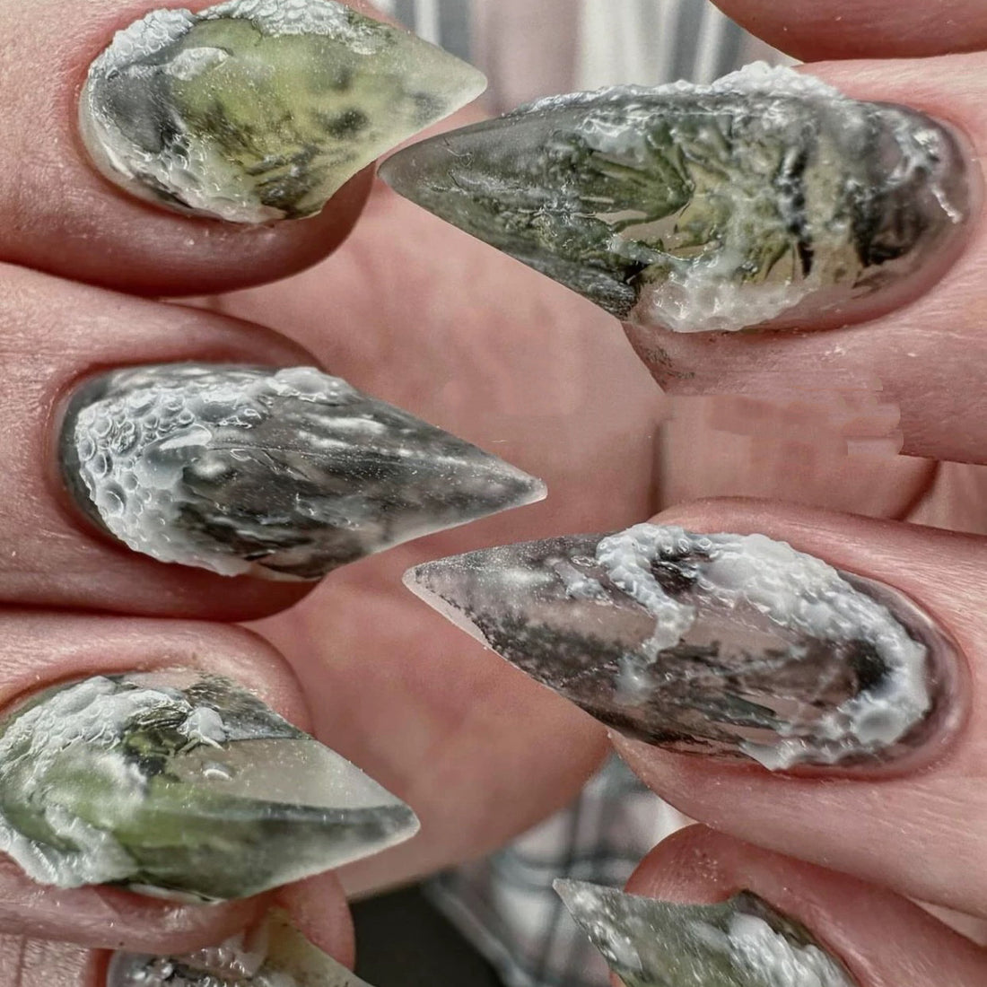 HexClaw | seaweed green nails，duckweed moss texture nails，acrylic press on nails，claw press on nails，werewolf nails，press on nails，claw，armor