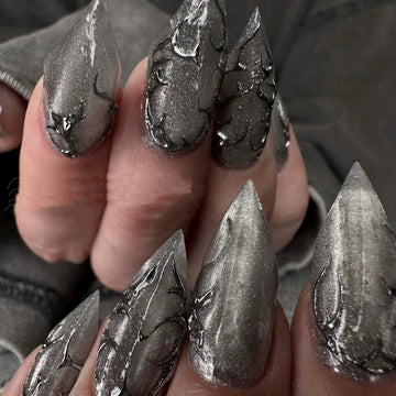 HexClaw | gray black nails，metallic mirror nails， werewolf nails，acrylic press on nails，claw press on nails，nails press on，armor，claw，gothic nails