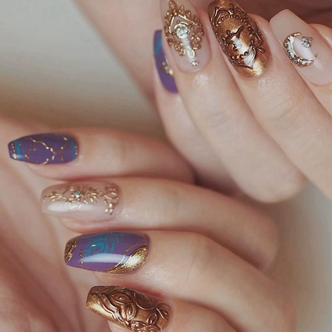 HexClaw | purple and bronze nails，metallic totem texture nails，claw press on nails，acrylic press on nails，nails press on，armor，claw，werewolf nail