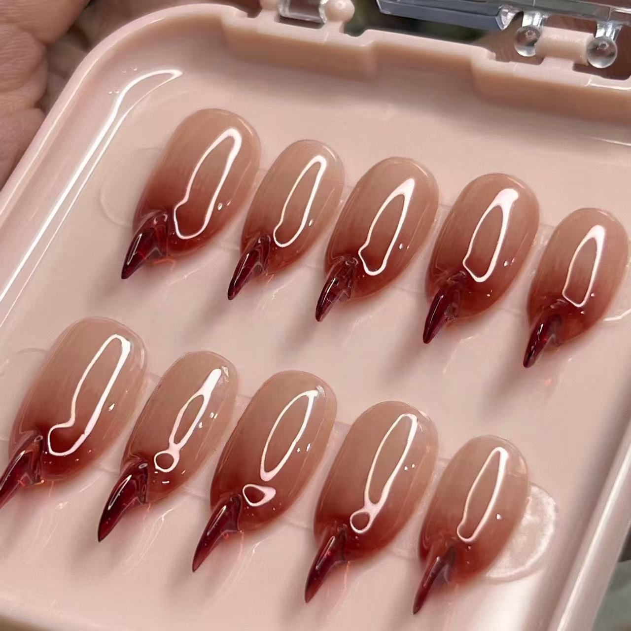 HexClaw | earl Grey tea-colored nails,gradient nails,acrylic press on nails，claw press on nails，werewolf nails，press on nails，claw，armor,kawaii nails,Y2K nails