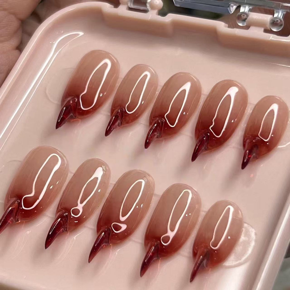 HexClaw | earl Grey tea-colored nails,gradient nails,acrylic press on nails，claw press on nails，werewolf nails，press on nails，claw，armor,kawaii nails,Y2K nails